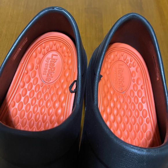 Crocs: WOMENS NERIA PRO II LITERIDE™ WORK CLOG - Picture 2 of 5